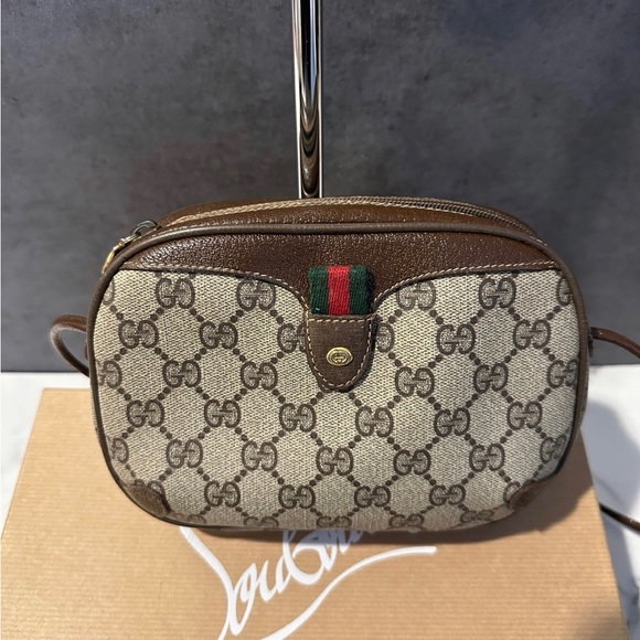 **Sold Via Vestiaire Collective** Gucci GG Sherry Line Handbag - Picture 15 of 15